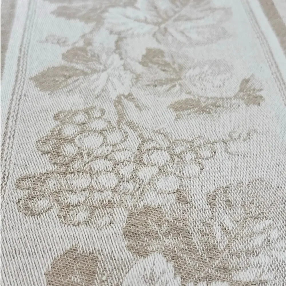 Williams Sonoma 70x126 Linen Cotton Jacquard Grapevine Tablecloth Taupe Ivory